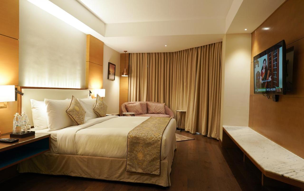 טריואנדרום Gokulam Grand Trivandrum מראה חיצוני תמונה